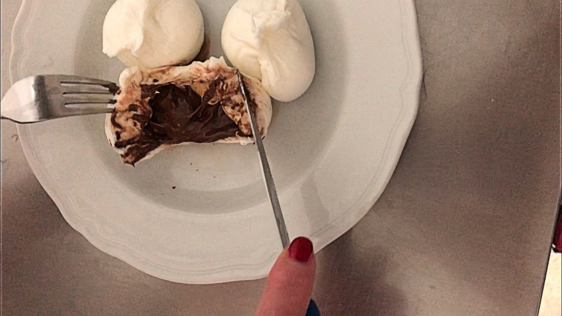 Mozzarella ripiena alla nutella